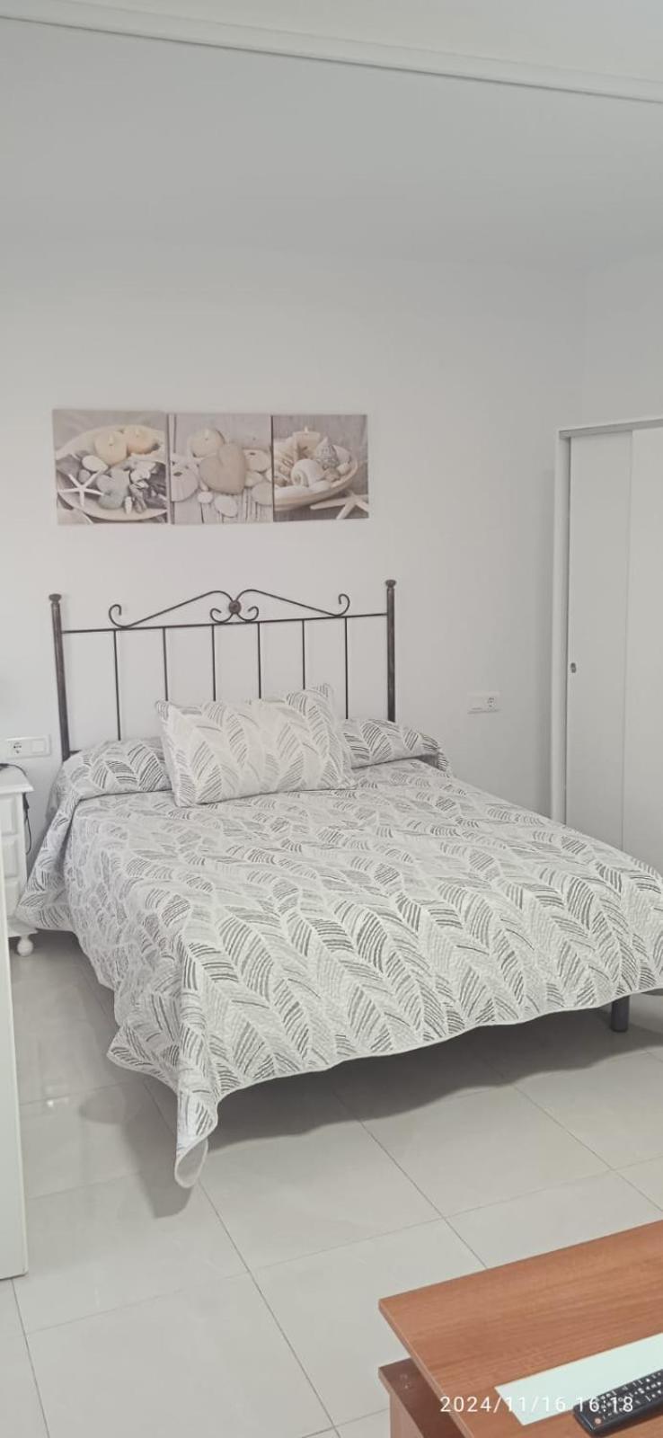 Estudio Urb.Bau Hoffman Torrox Habitación foto